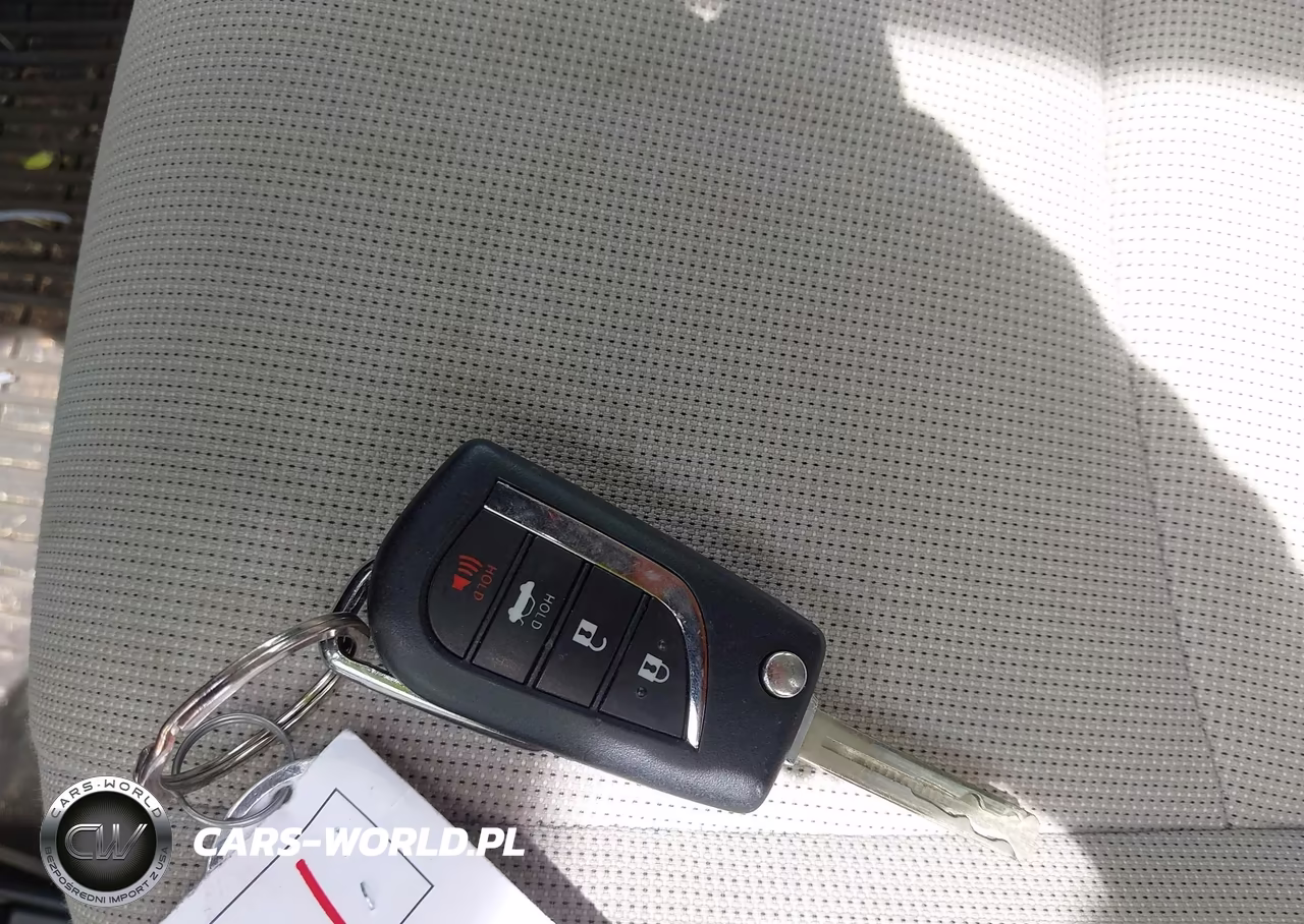 2020 Toyota Corolla Le VIN:JTDEPRAE5LJ101744 - 11