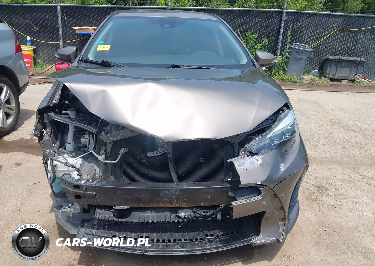 2017 Toyota Corolla Se VIN:5YFBURHE8HP715630 - 13