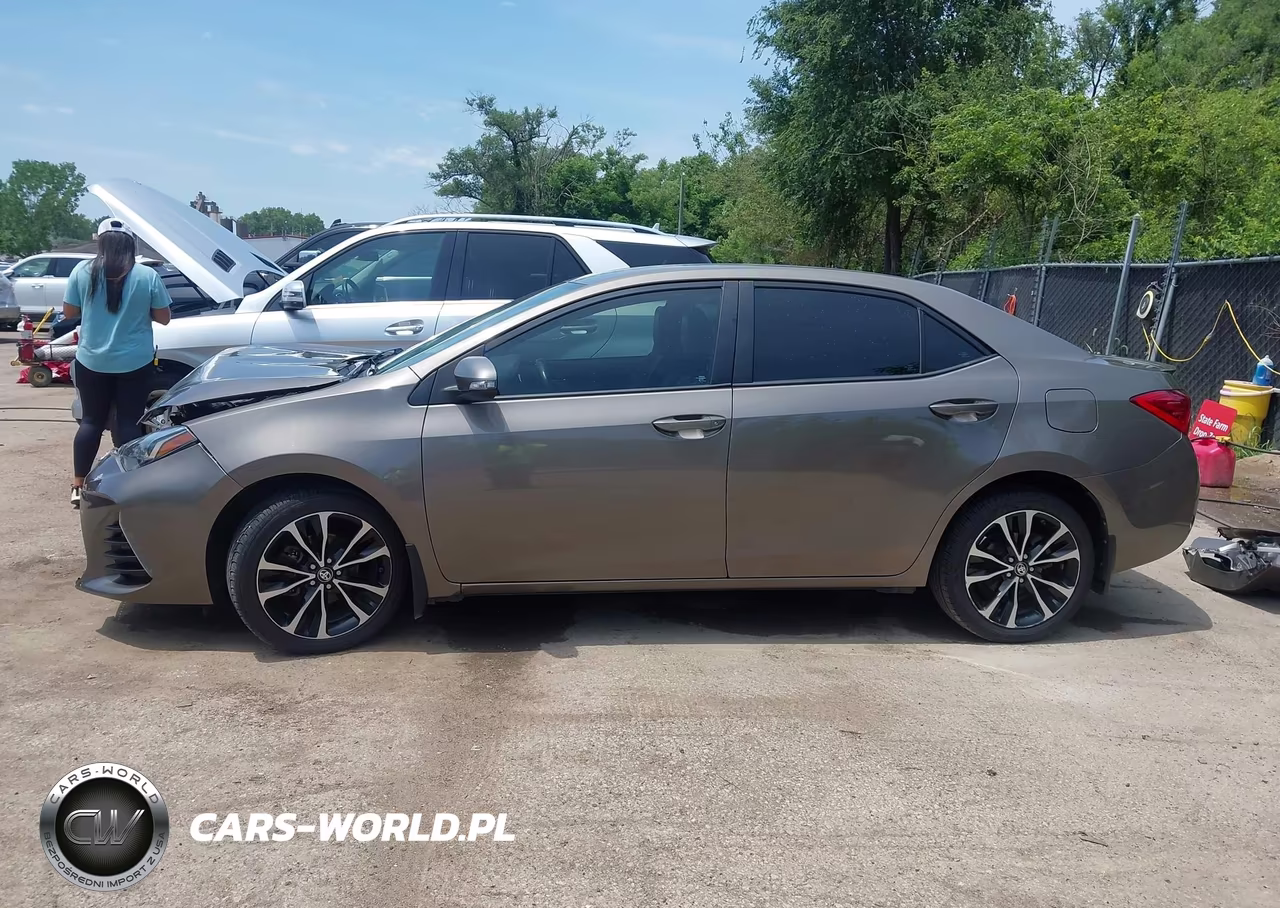 2017 Toyota Corolla Se VIN:5YFBURHE8HP715630 - 15
