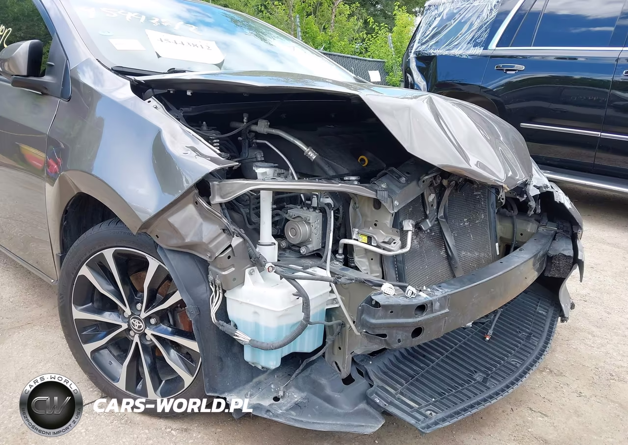 2017 Toyota Corolla Se VIN:5YFBURHE8HP715630 - 6