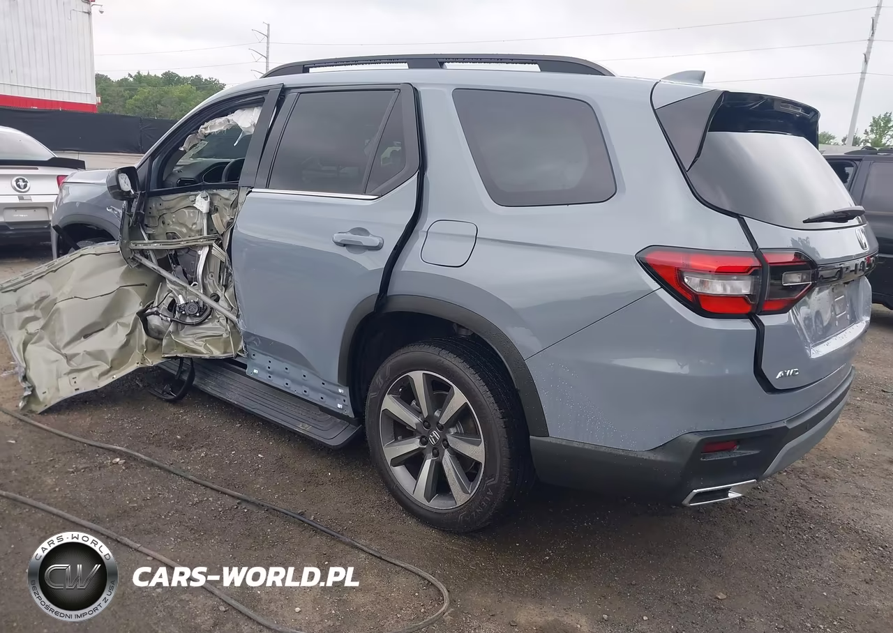 2025 Honda Pilot Elite VIN:5FNYG1H8XSB165752 - 3