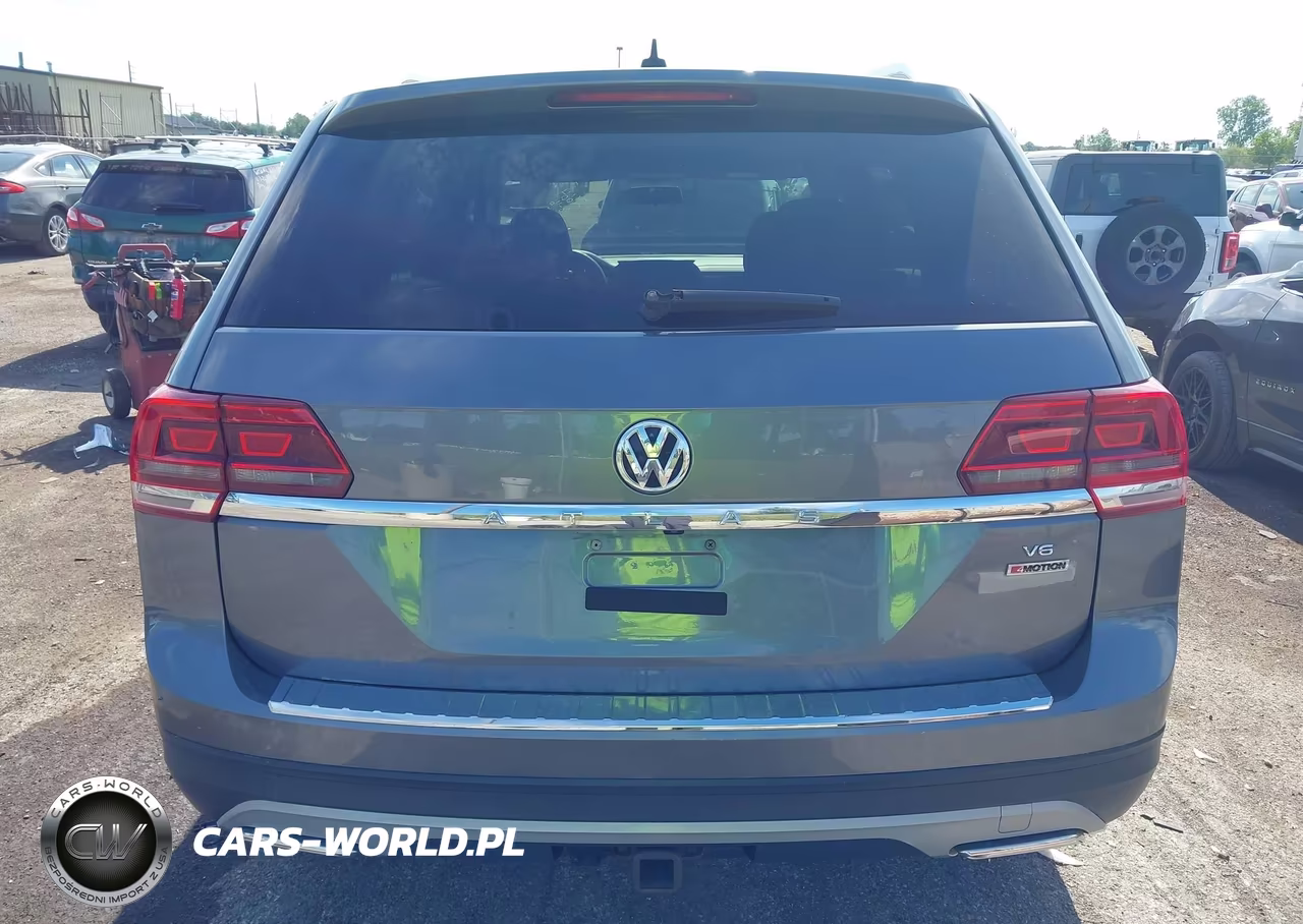 2018 Volkswagen Atlas 3.6L V6 Launch Edition VIN:1V2HR2CA1JC512664 - 16