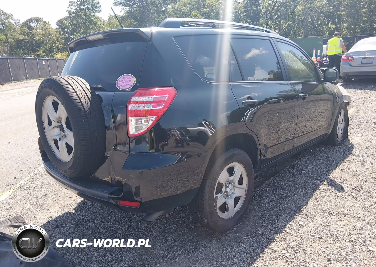2011 Toyota Rav4 VIN:2T3KF4DV2BW062311 - 4