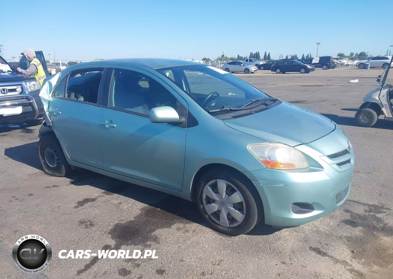 2008 Toyota Yaris – zdjęcie 1 z 17