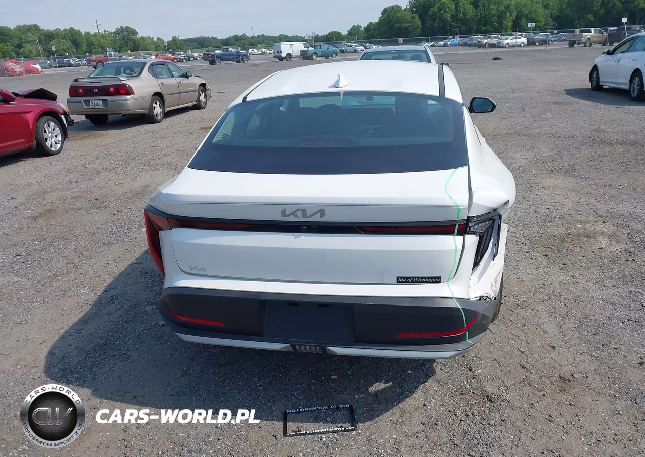 2025 Kia K4 Lx VIN:3KPFT4DE7SE201368 - 16