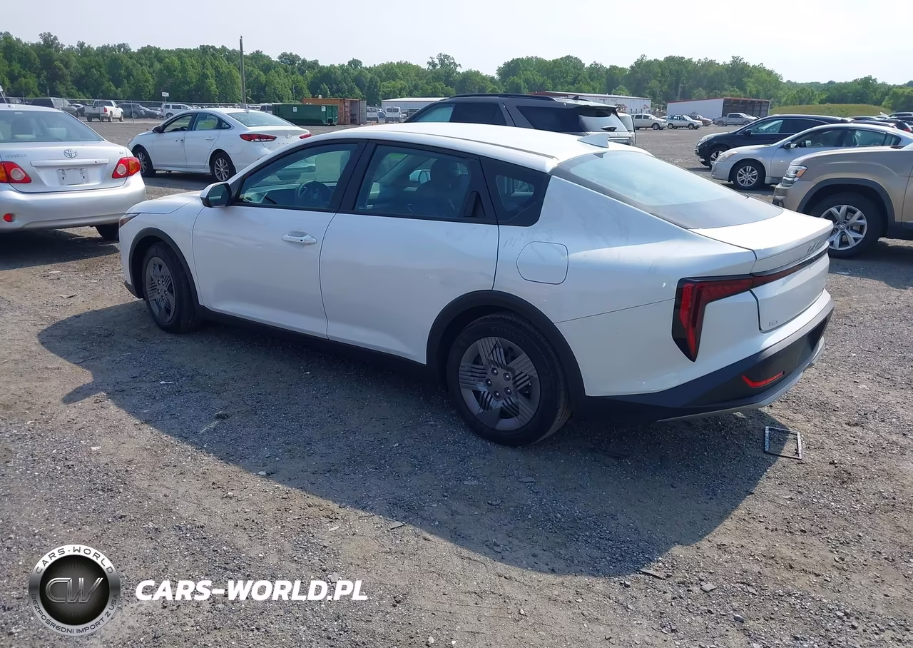 2025 Kia K4 Lx VIN:3KPFT4DE7SE201368 - 3
