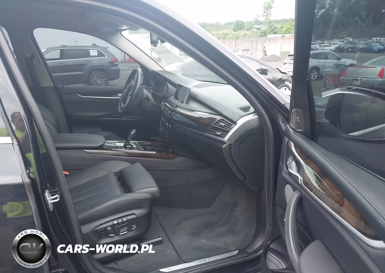 2016 BMW X5 xDrive50I VIN:5UXKR6C59G0J82203 - 5