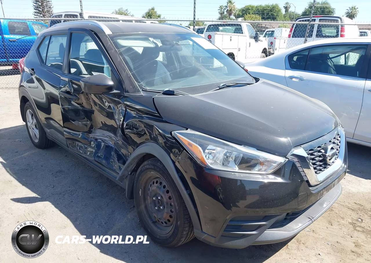 2018 Nissan Kicks S
