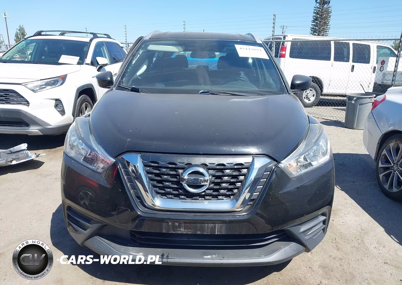 2018 Nissan Kicks S VIN:3N1CP5CU6JL524006 - 14