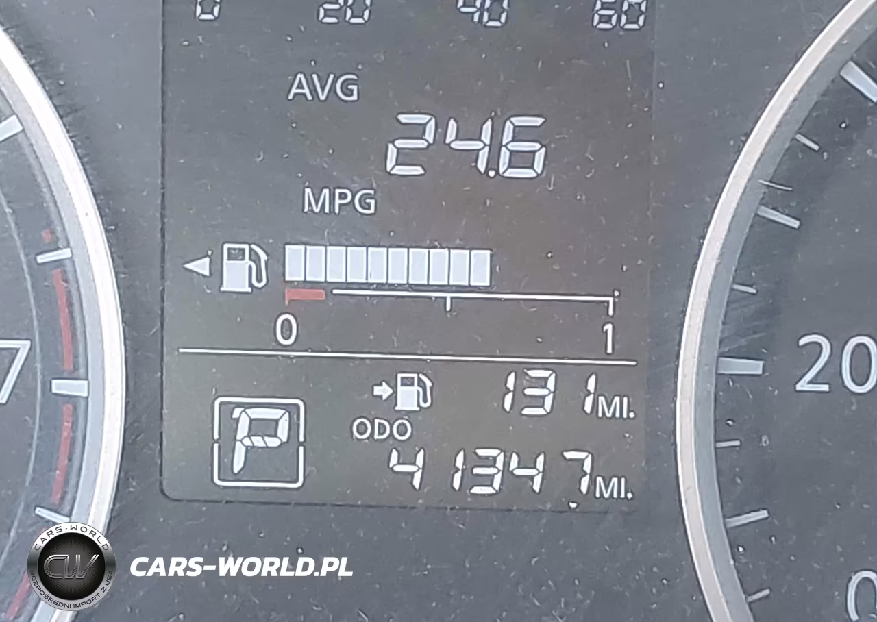 2018 Nissan Kicks S VIN:3N1CP5CU6JL524006 - 17