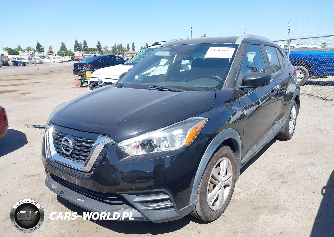2018 Nissan Kicks S VIN:3N1CP5CU6JL524006 - 2