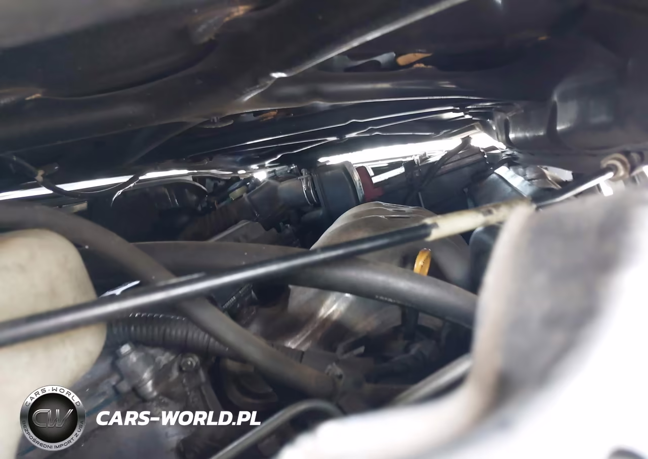 2007 Scion Tc VIN:JTKDE177070201332 - 10