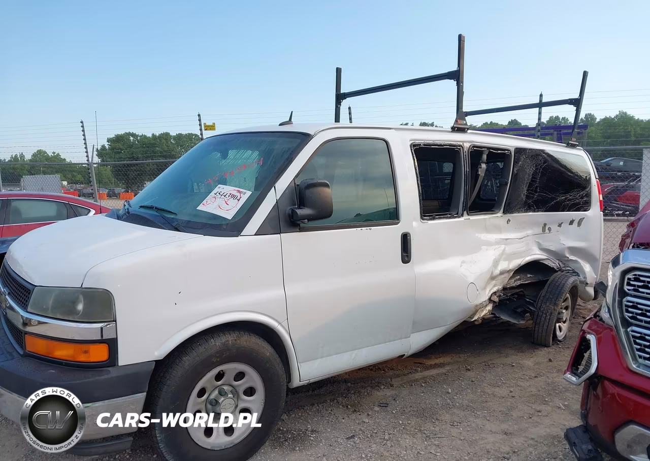 2011 Chevrolet Express 1500 Lt VIN:1GNSGCF43B1102493 - 14