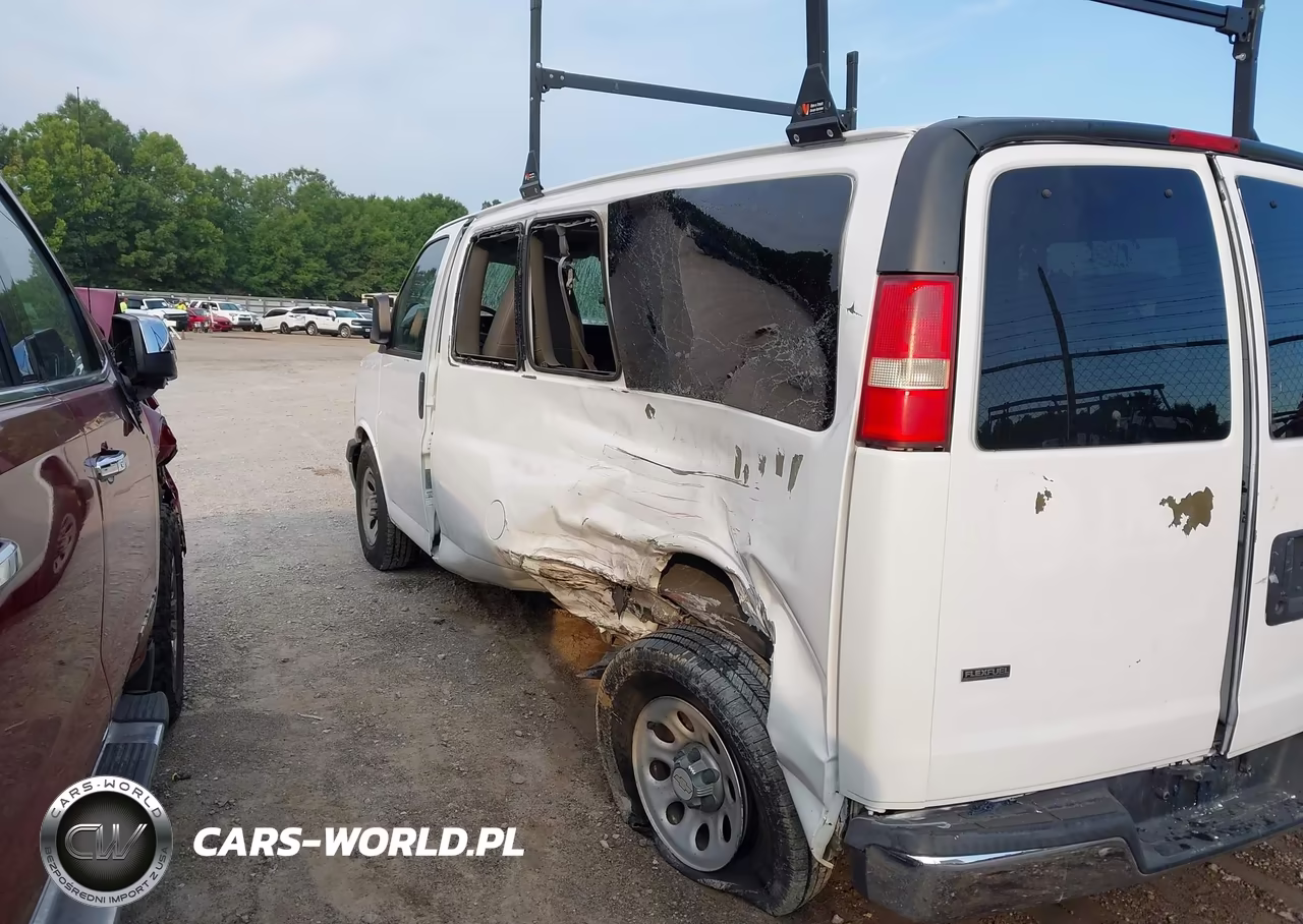 2011 Chevrolet Express 1500 Lt VIN:1GNSGCF43B1102493 - 17