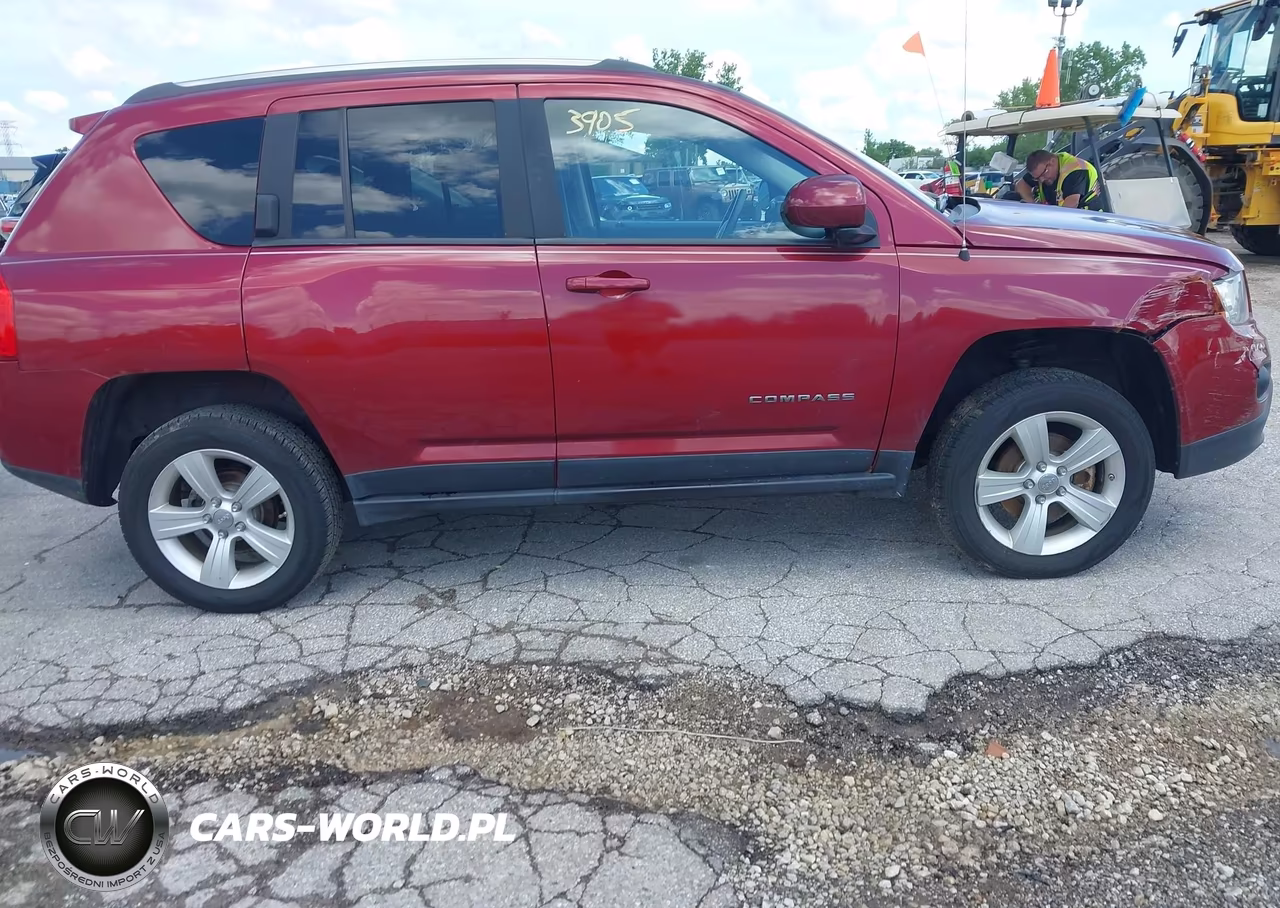 2012 Jeep Compass Latitude VIN:1C4NJDEBXCD717961 - 13