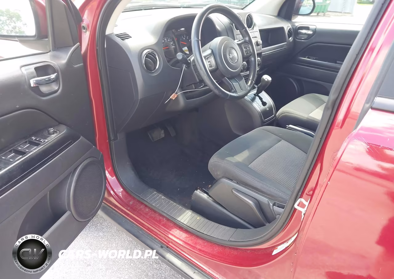 2012 Jeep Compass Latitude VIN:1C4NJDEBXCD717961 - 16