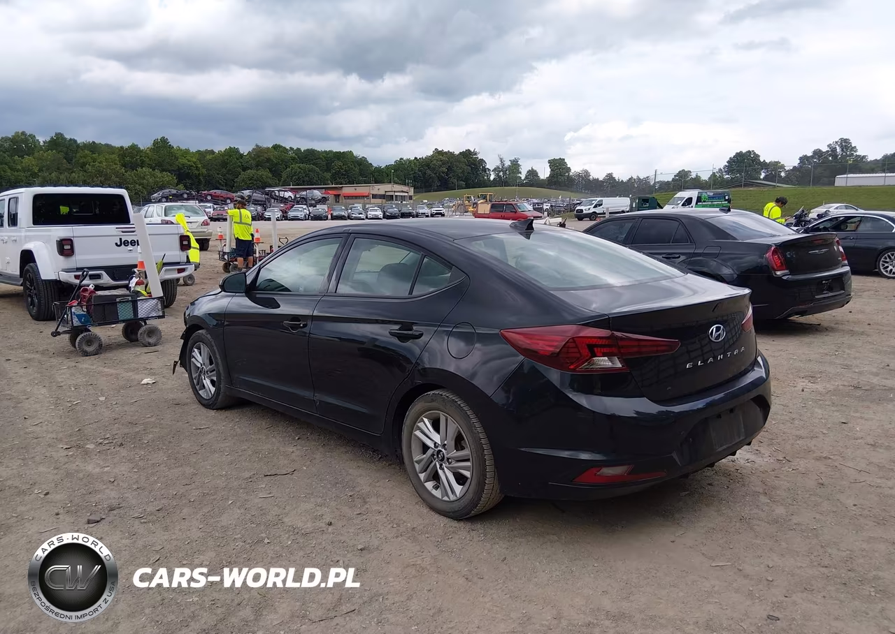 2020 Hyundai Elantra Sel VIN:5NPD84LF9LH624727 - 3