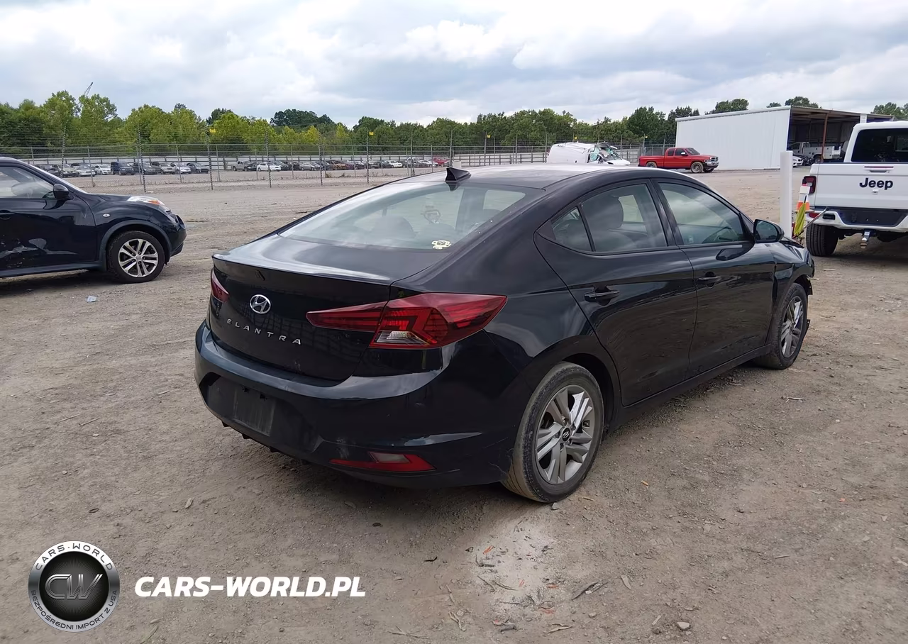 2020 Hyundai Elantra Sel VIN:5NPD84LF9LH624727 - 4
