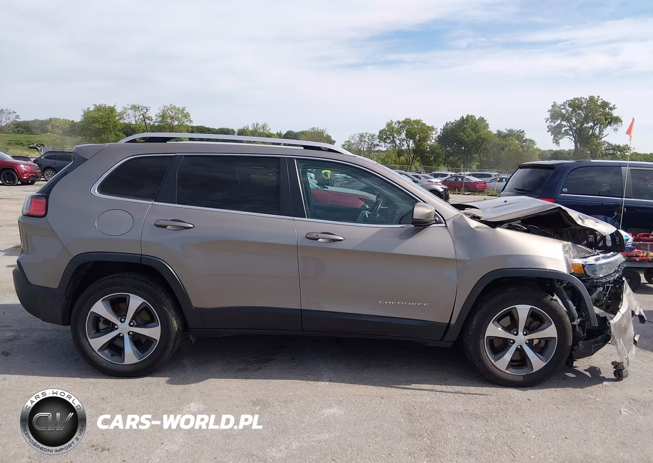 2020 Jeep Cherokee Limited 4X4 VIN:1C4PJMDX5LD558823 - 14