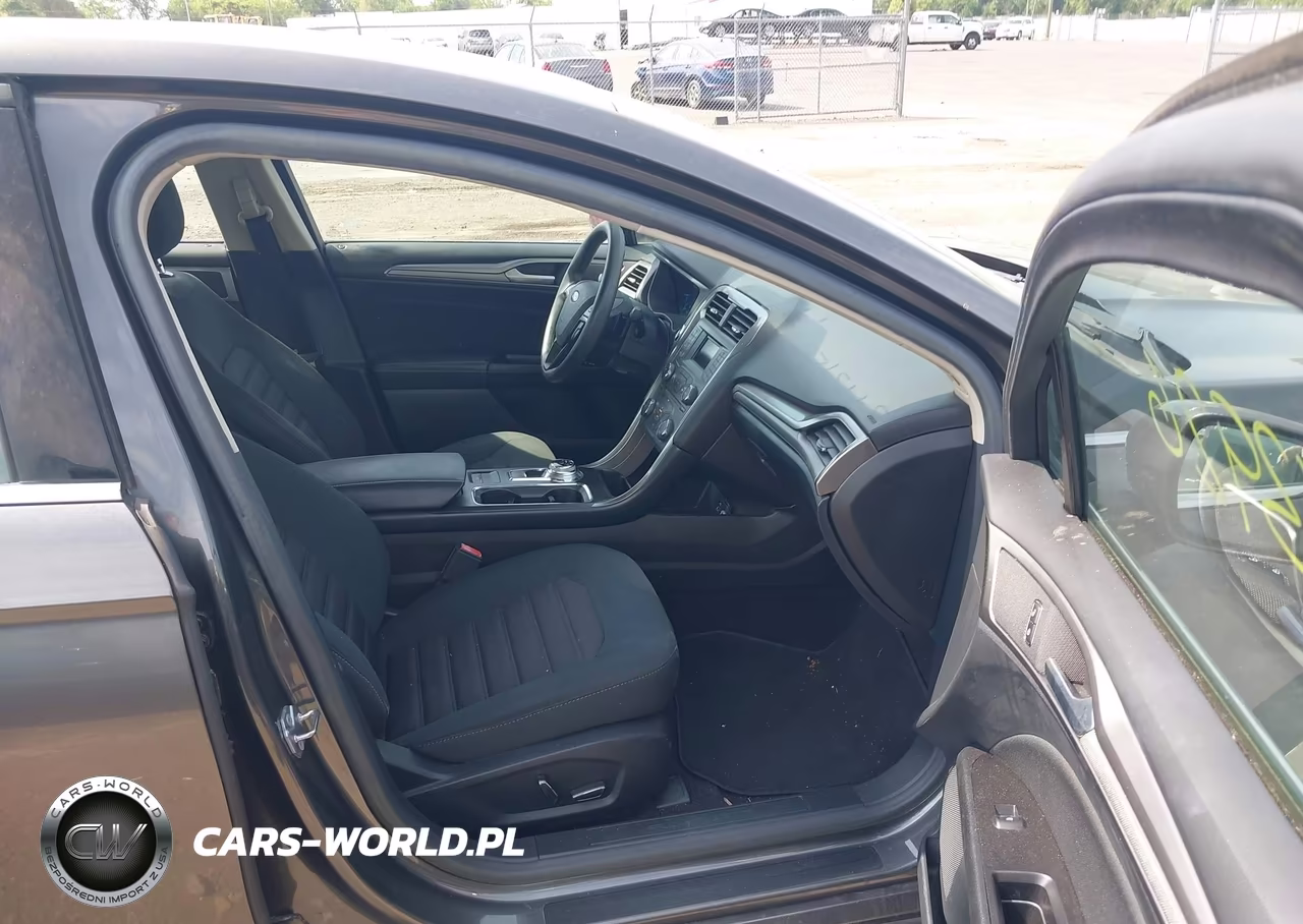 2017 Ford Fusion Se VIN:3FA6P0HD3HR128635 - 5