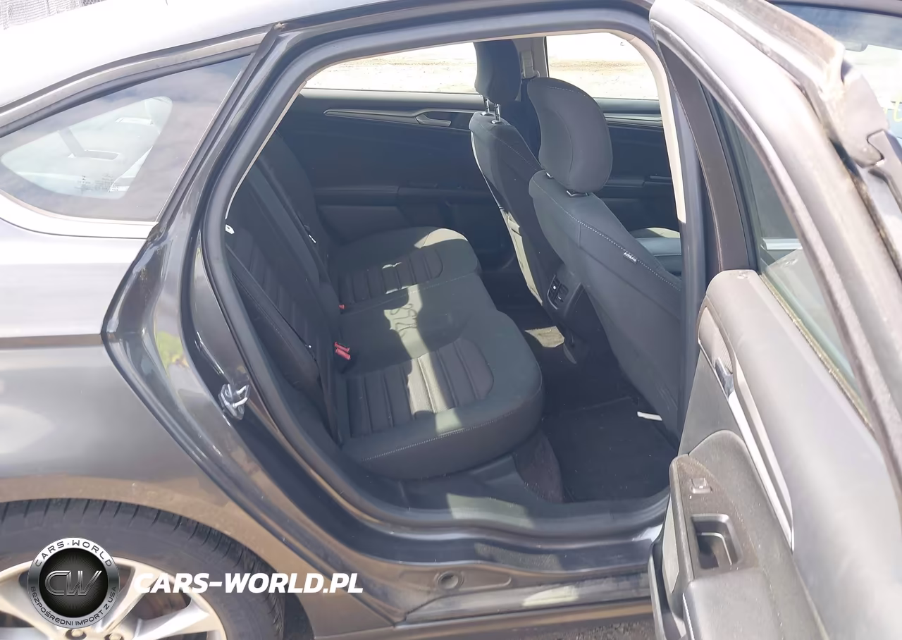 2017 Ford Fusion Se VIN:3FA6P0HD3HR128635 - 8