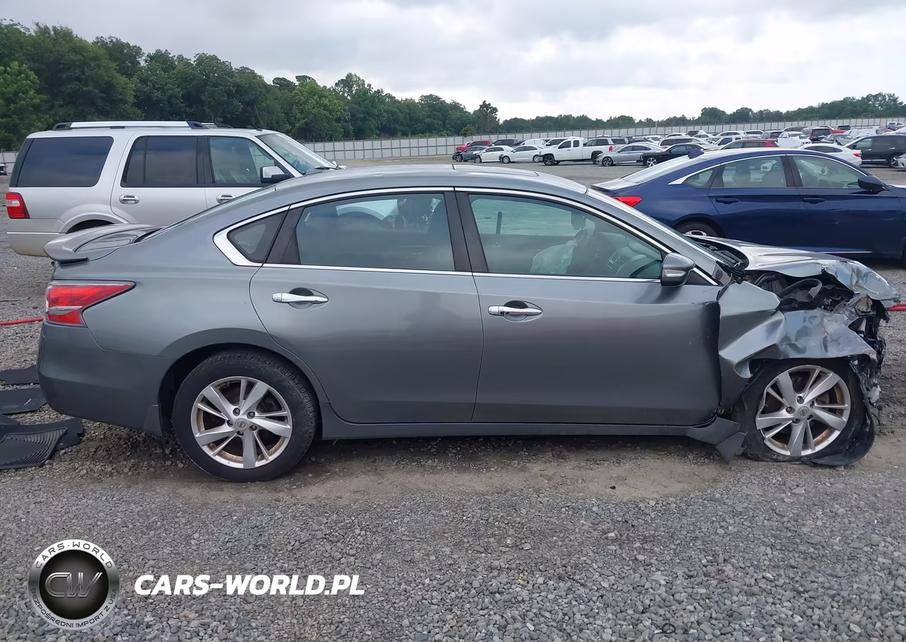 2015 Nissan Altima 2.5 Sv VIN:1N4AL3AP3FC574792 - 14