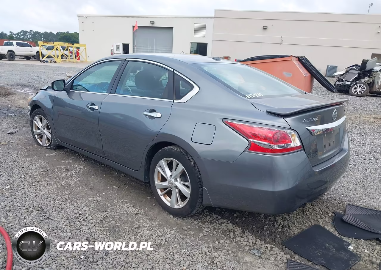 2015 Nissan Altima 2.5 Sv VIN:1N4AL3AP3FC574792 - 3