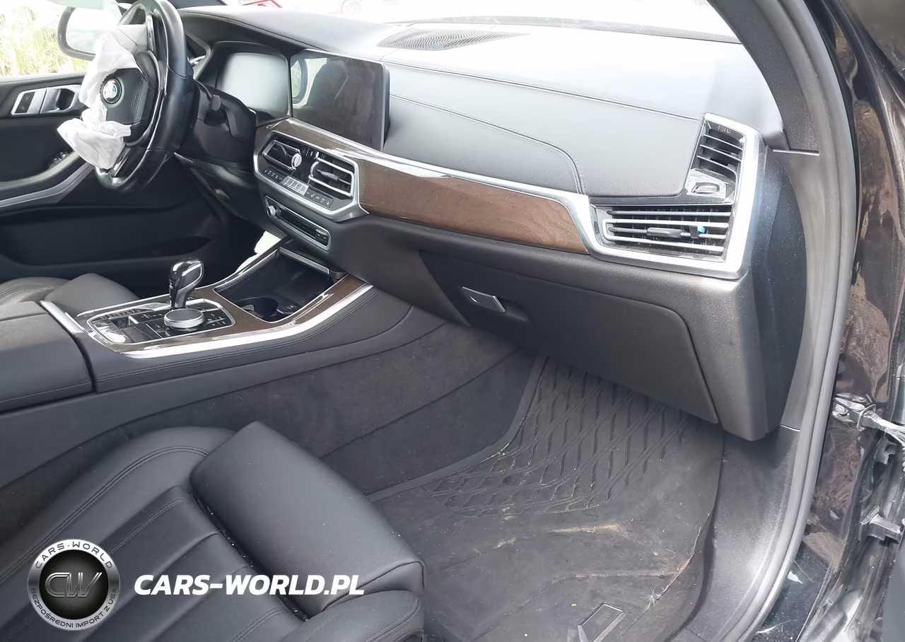 2019 BMW X5 xDrive40I VIN:5UXCR6C59KLL63121 - 5