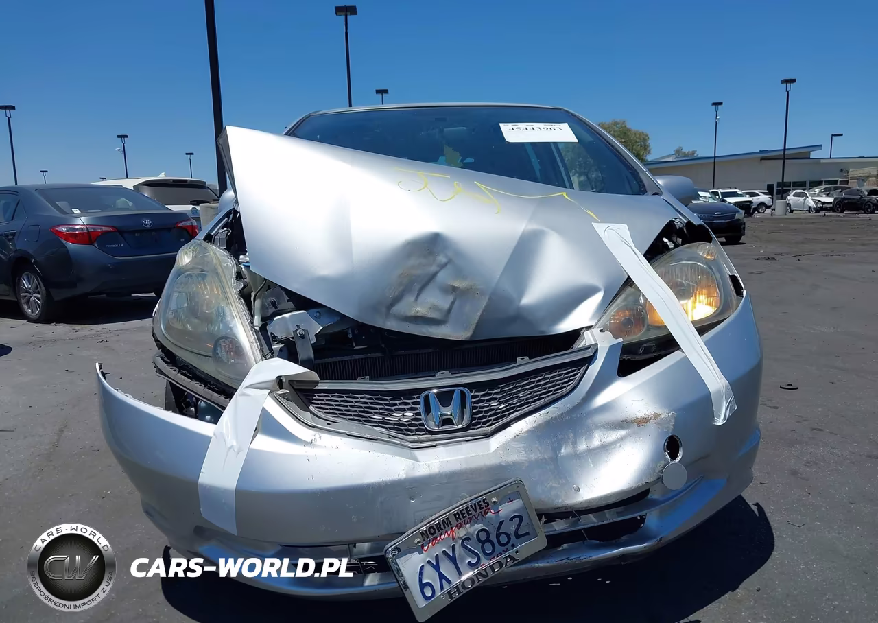 2012 Honda Fit VIN:JHMGE8H30CC037547 - 6