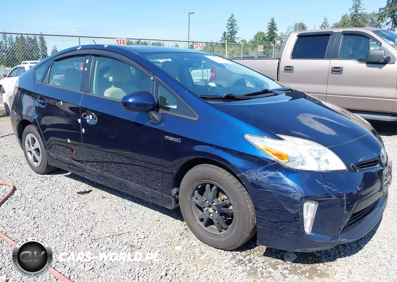 2015 Toyota Prius Two VIN:JTDKN3DU5F0441253 - 6