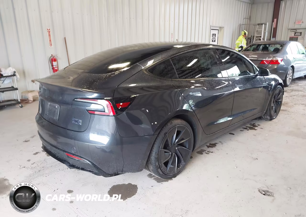 2026 Tesla Model 3 Performance All-Wheel Drive VIN:5YJ3E1ET9TF128797 - 4