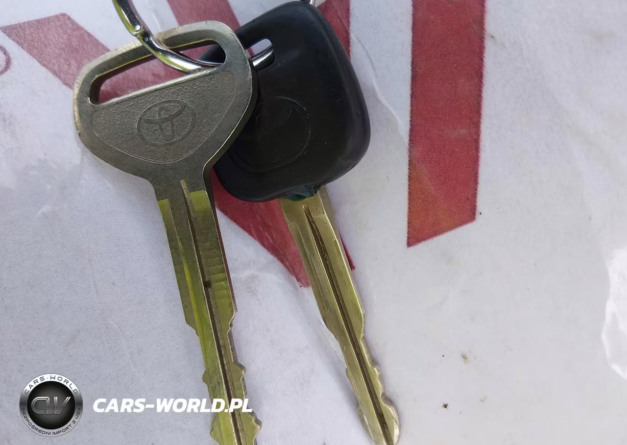 2004 Toyota Corolla S VIN:1NXBR32E44Z257620 - 11