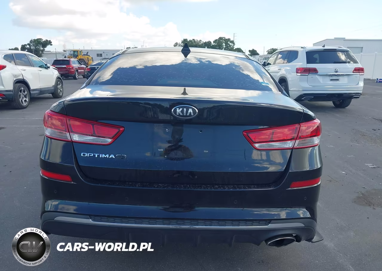 2019 Kia Optima Lx VIN:5XXGT4L39KG296348 - 16