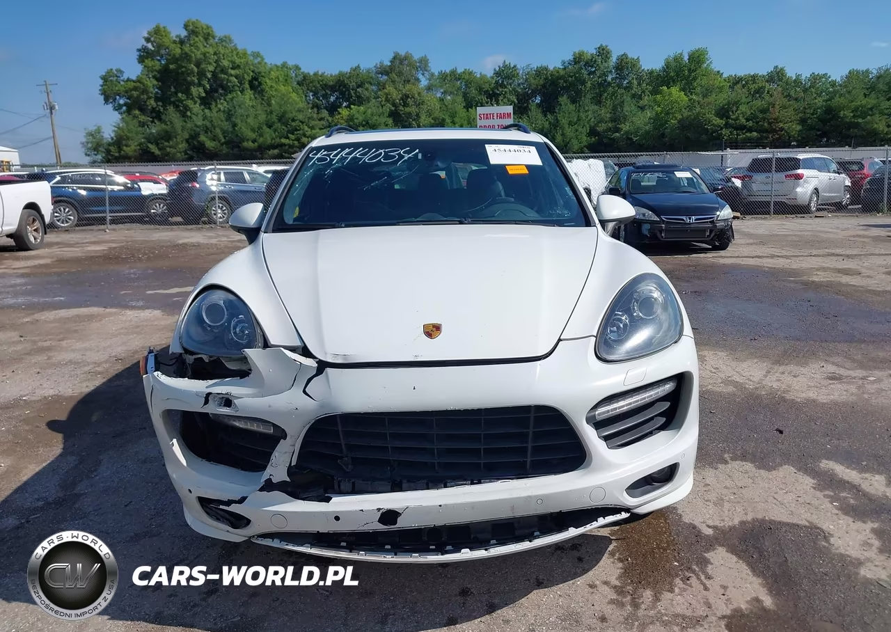 2013 Porsche Cayenne Gts VIN:WP1AD2A29DLA79661 - 12
