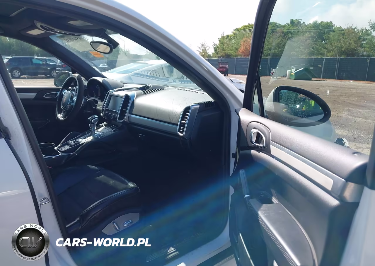 2013 Porsche Cayenne Gts VIN:WP1AD2A29DLA79661 - 5