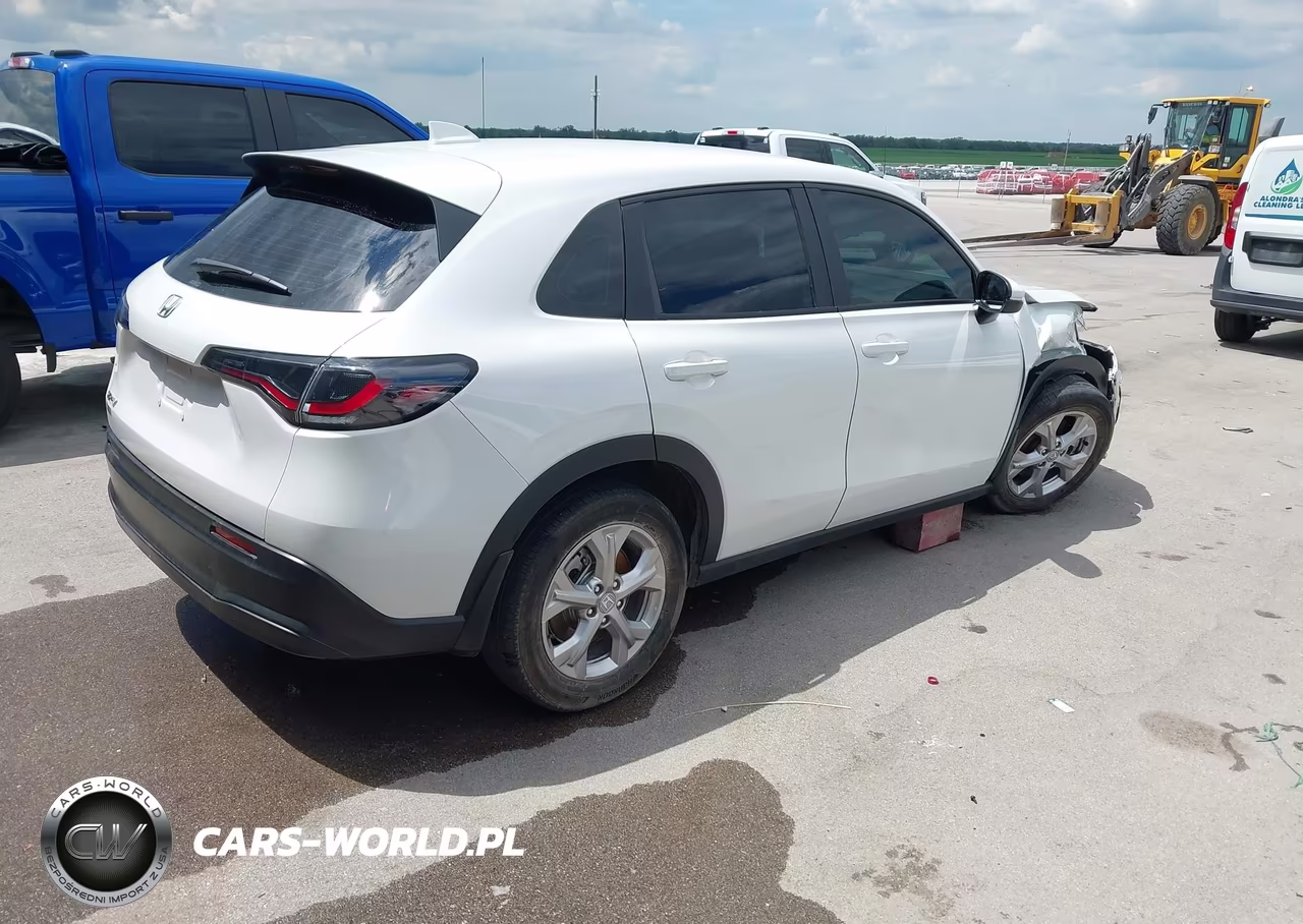 2024 Honda Hr-V Awd Lx VIN:3CZRZ2H39RM779281 - 4