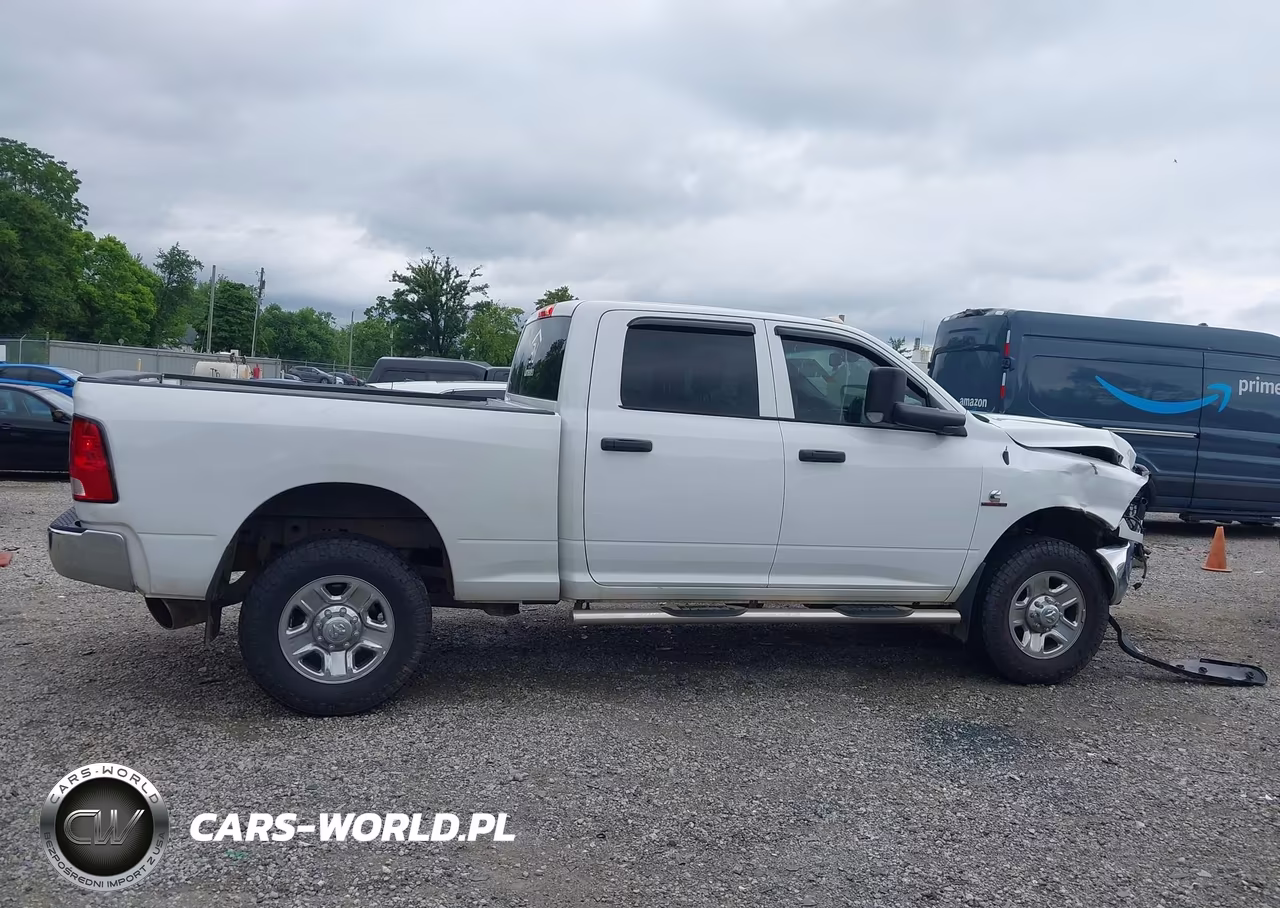 2018 Ram 2500 Tradesman 4X4 6'4 Box VIN:3C6UR5CL4JG192201 - 13