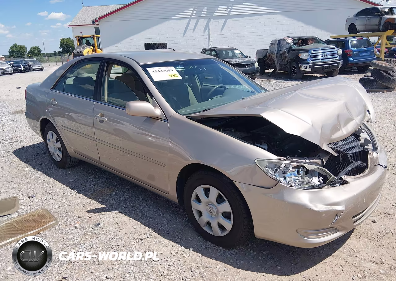 2004 Toyota Camry Le