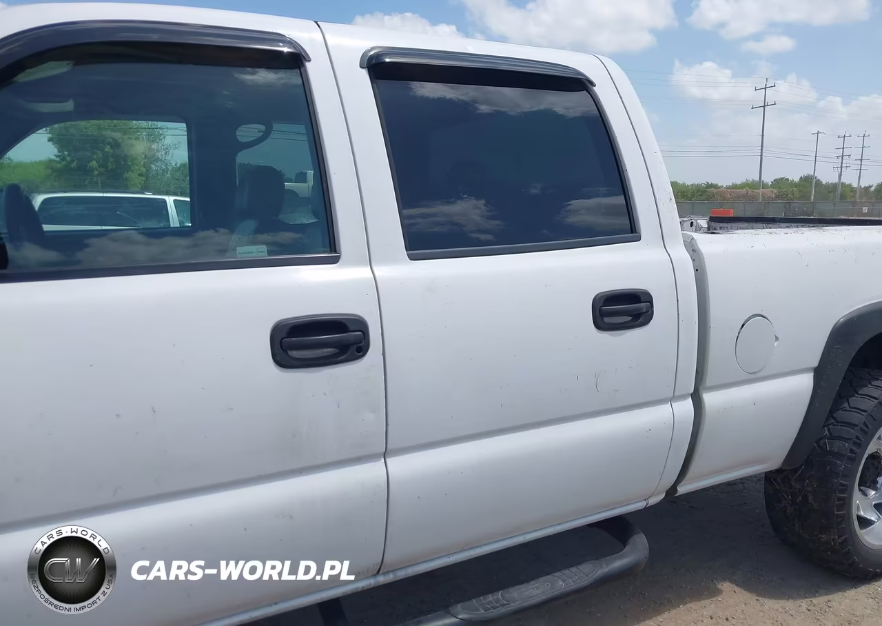 2005 Chevrolet Silverado 2500Hd Work Truck VIN:1GCHK23U25F813089 - 17
