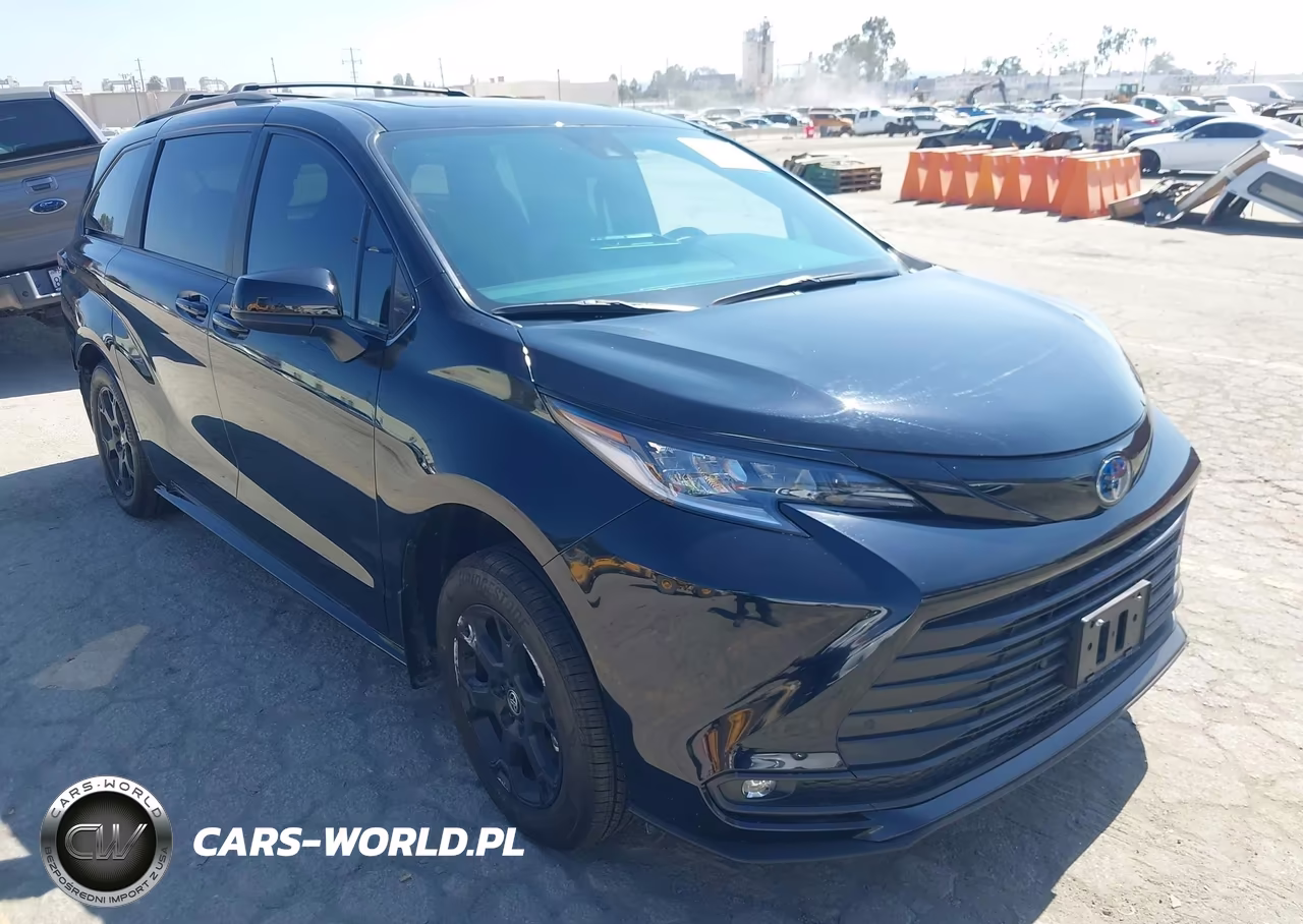 2025 Toyota Sienna Woodland Edition – zdjęcie 1 z 19
