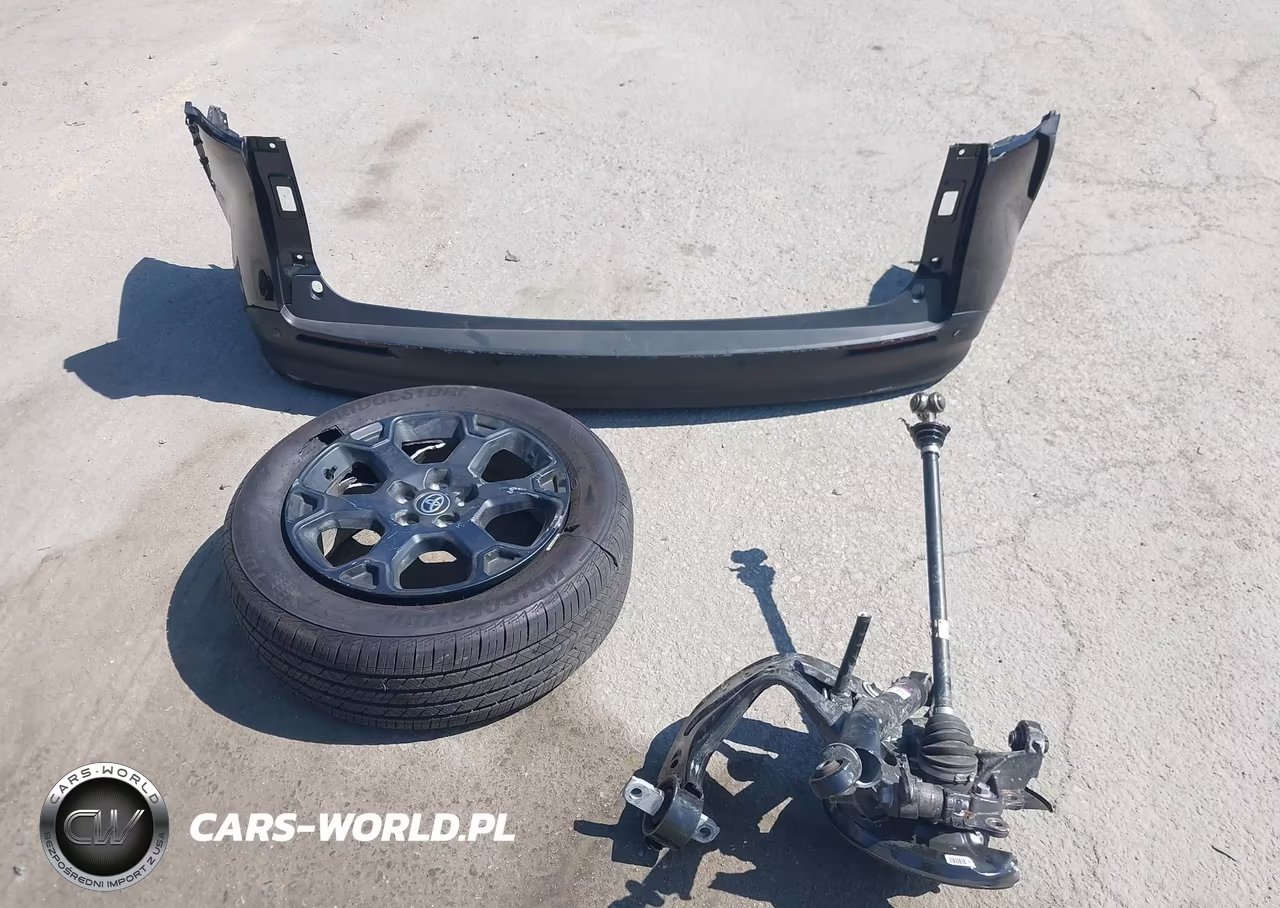 2025 Toyota Sienna Woodland Edition VIN:5TDCSKFC4SS213263 - 12