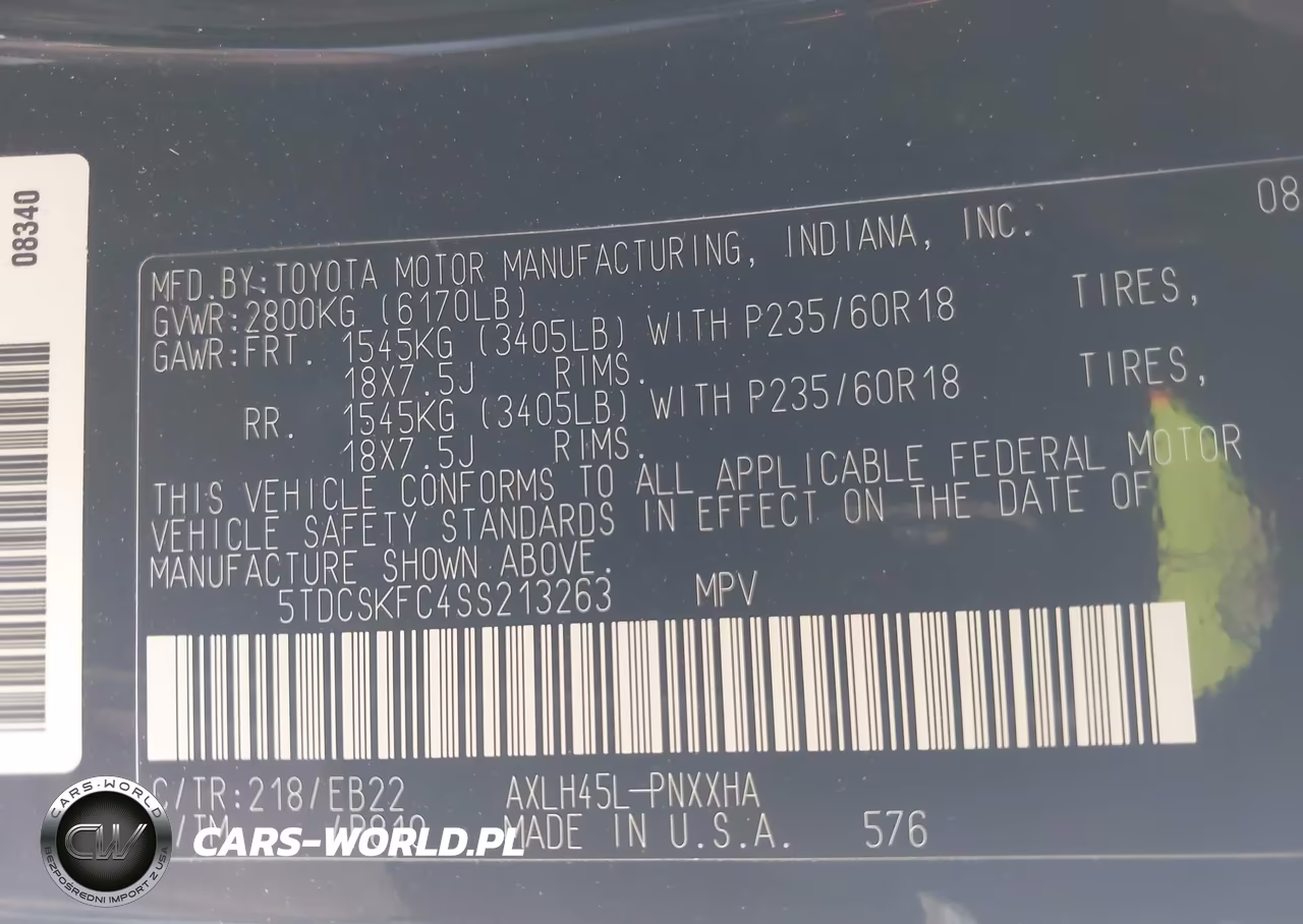 2025 Toyota Sienna Woodland Edition VIN:5TDCSKFC4SS213263 - 9