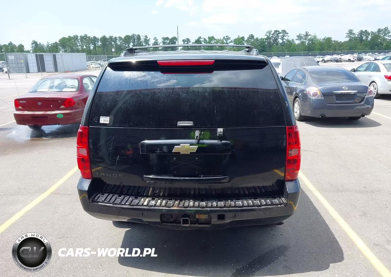 2011 Chevrolet Tahoe Ls VIN:1GNSKAE08BR392541 - 15
