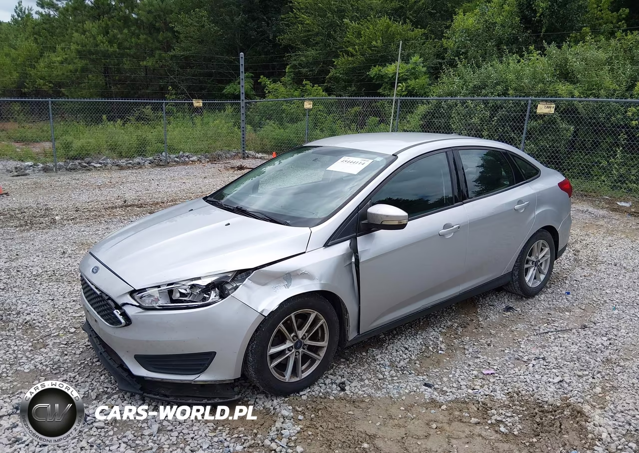 2016 Ford Focus Se VIN:1FADP3F24GL236530 - 2