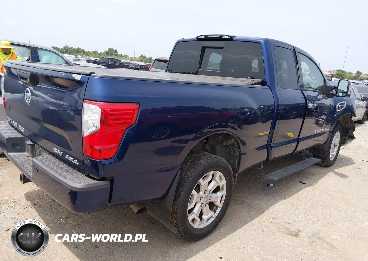 2017 Nissan Titan Xd Sv Diesel VIN:1N6BA1C41HN552838 - 4