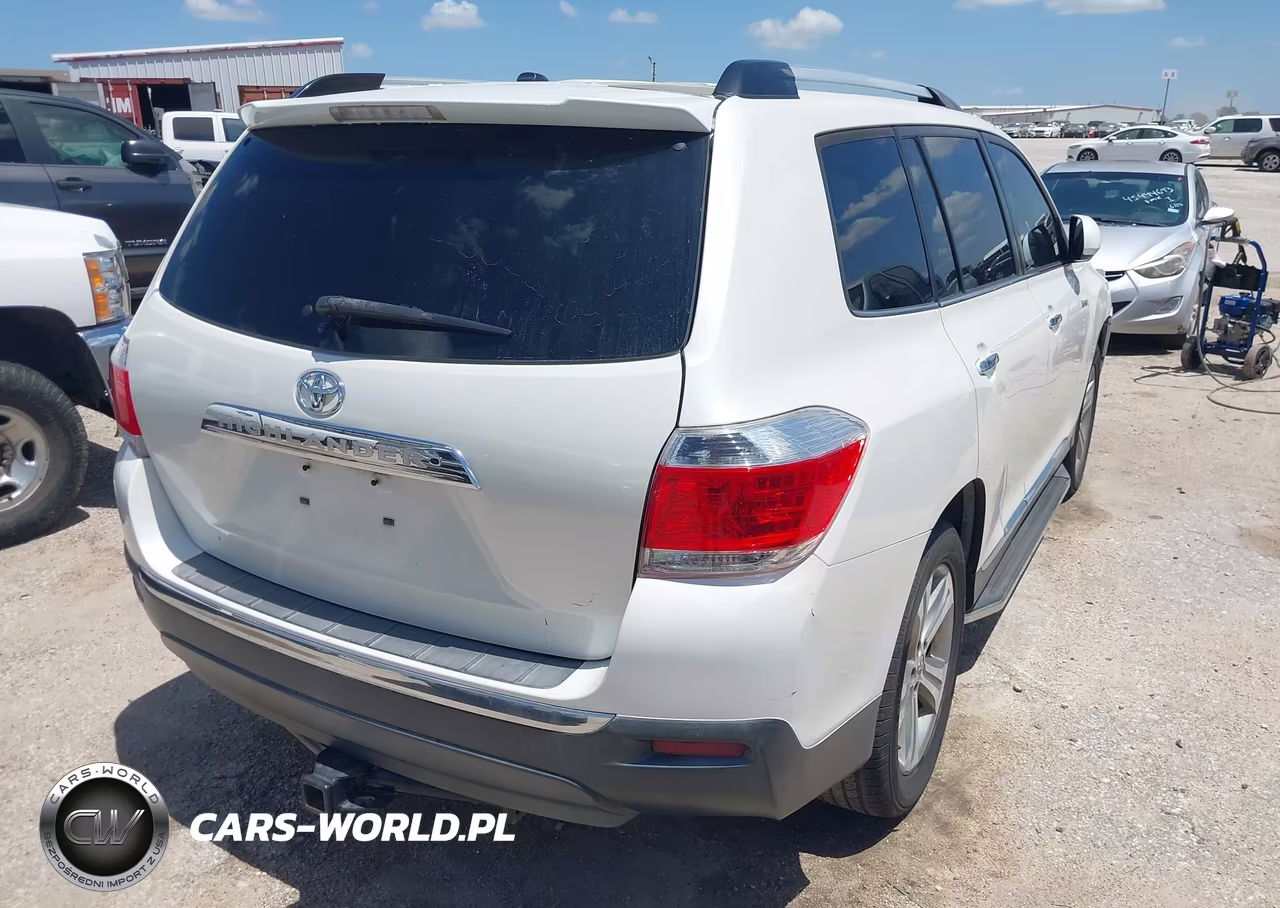 2013 Toyota Highlander Limited V6 VIN:5TDYK3EH8DS121987 - 4