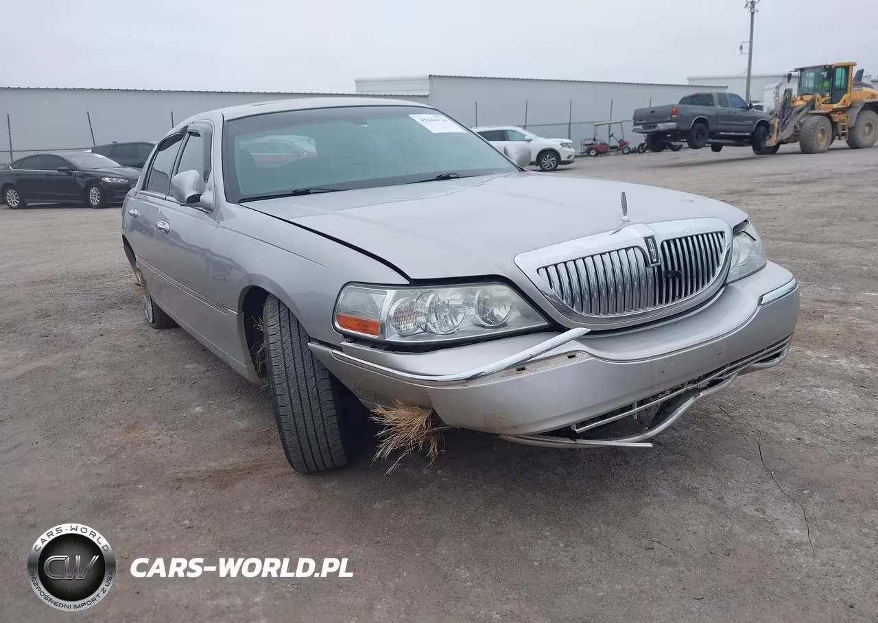2006 Lincoln Town Car Signature Limited – zdjęcie 1 z 17