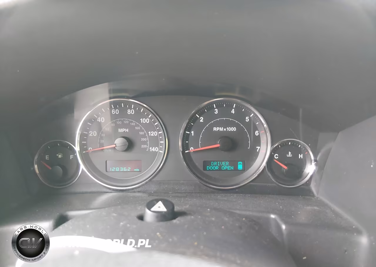 2006 Jeep Commander Limited VIN:1J8HG58296C328003 - 7
