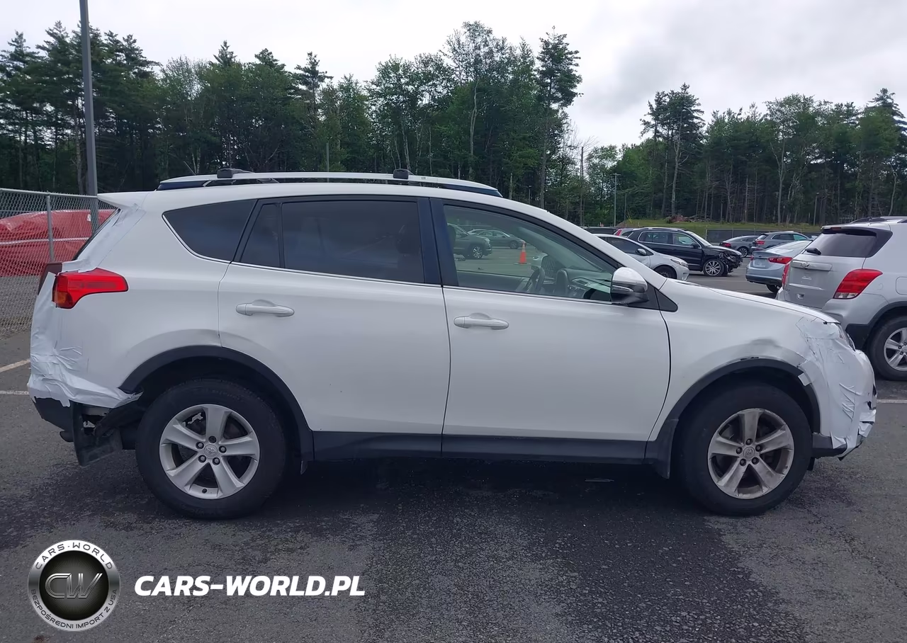 2013 Toyota Rav4 Xle VIN:JTMRFREV2DD006797 - 14
