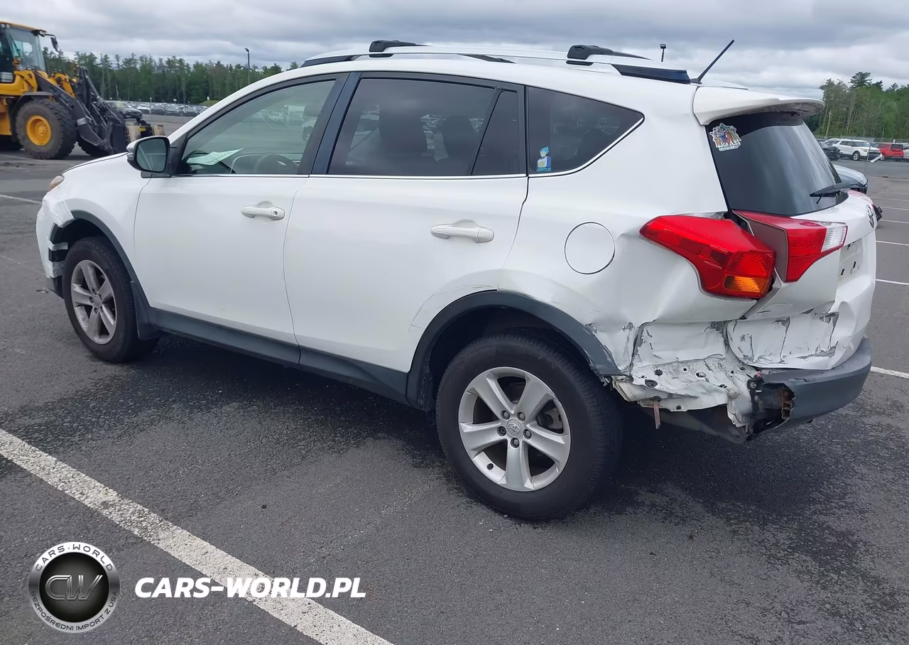 2013 Toyota Rav4 Xle VIN:JTMRFREV2DD006797 - 3